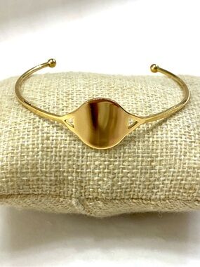 Plunder Gold Open Cuff Bangle Bracelet High Shine Flat Smooth Oval Disc NWOT